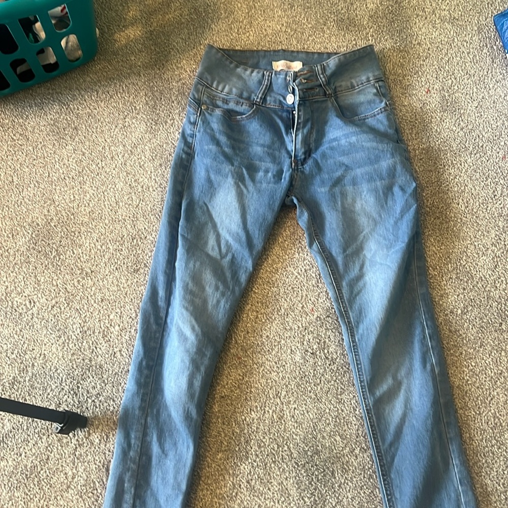 Light Wash Jeans